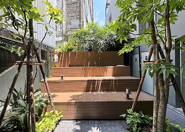 Tiang Capsule Albergue *