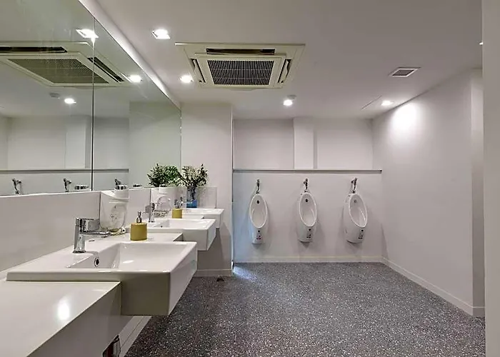 Tiang Capsule Banguecoque